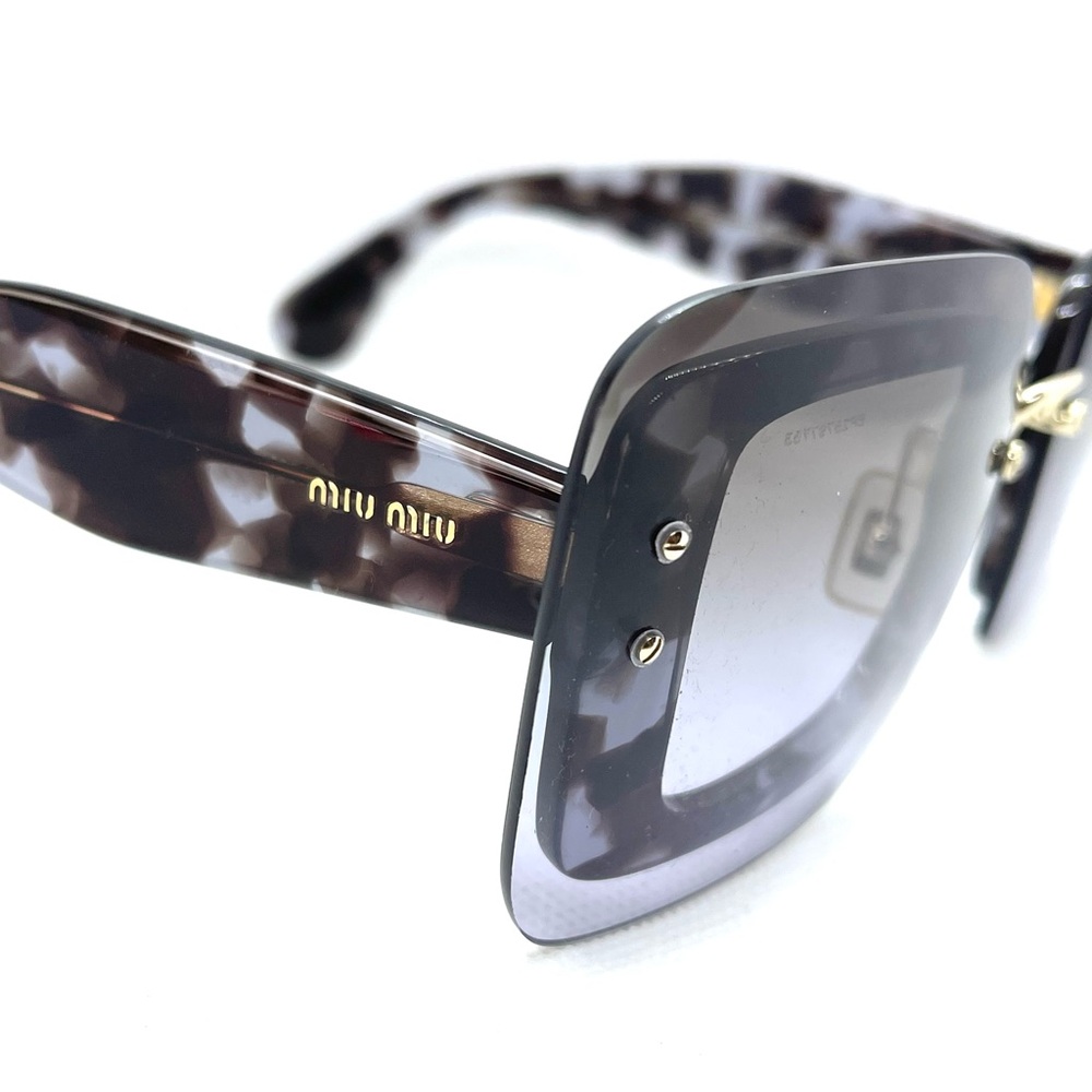 Authentic Miu Miu Smu 02r New With Case - image 2